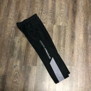 Boy's Under Armour pants